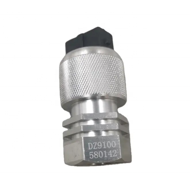 Engine Oil Pressure Sensor DZ9100580142 yeSinotruk Howo Shacman Delong F3000 M3000 Weichai Engine